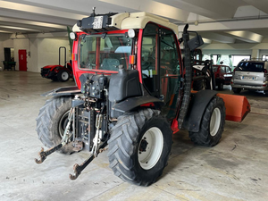 Tractor agrícola R-E-F-O-R-M M-O-U-N-Y 80S - Product Image 3