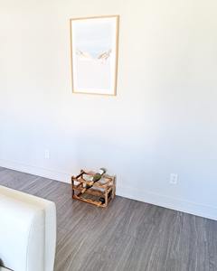 Estante para botellas de 3 niveles, ideal para aceites de cocina, salsas, vino y licores, ahorra espacio en la encimera y almacena múltiples botellas, procedente de la India. - Product Image 4