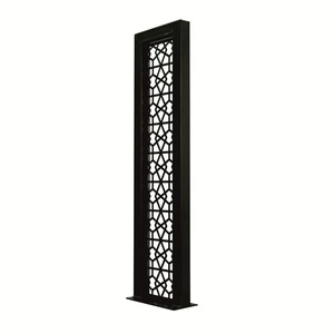 Panneau de rampe d'escalier mural traditionnel en fer forgé – résistant à la rouille, facile à assembler, avec un motif géométrique. - Product Image 2
