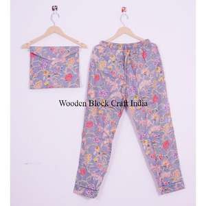 Ensemble de pyjama en coton indien imprimé à la main, vêtements de nuit élégants et tendance pour femmes et hommes, respirant, 100% coton pour l'été - Product Image 3