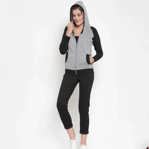 Ensemble de survêtement pour femme personnalisé, tenue tendance, vêtements décontractés à manches longues, fabricant OEM - Product Image 4