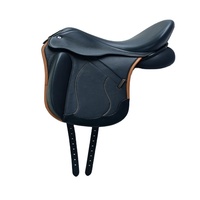 Selle de dressage pour chevaux de qualité supérieure, en cuir de vache, assise souple, personnalisable, design moderne, ajustement confortable, fabriquée à Kanpur.