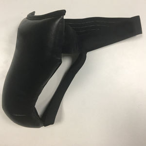 Protège-entrejambe personnalisé avec logo, ajustement confortable et sûr, en cuir PU durable pour des performances longue durée - Product Image 4