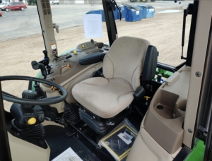 Tractor utilitario premium con cabina listo para exportación mundial - Product Image 6