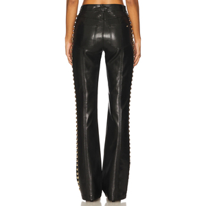 Proveedor de pantalones de moda de piel sintética para mujer, fábrica de pantalones con acabado liso y aspecto de cuero para mujer, venta al por mayor de pantalones para mujer - Product Image 3