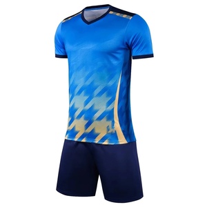 Vêtements de football unisexes pour adultes en gros, ensemble de football noir, logo personnalisé, impression numérique, jersey de haute qualité 100% polyester/coton - Product Image 5