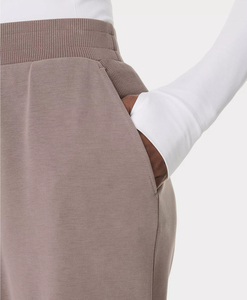 Pantalon de yoga léger et respirant pour femme, de haute qualité, taille mi-haute, coupe droite et large, idéal pour l'entraînement - Product Image 6