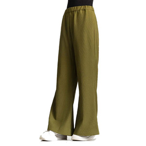 Pantalones de chándal de moda personalizados con logo bordado, de algodón de punto, holgados, de pierna ancha, estilo jogger acampanado para mujer - Product Image 2