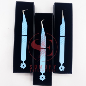 Pinzas de pestañas de acero inoxidable de 45 grados, muestra gratis, herramienta de belleza ligera para extensión de pestañas, logotipo personalizado sostenible - Product Image 2