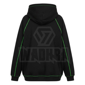 บริการ OEM ขายส่ง เสื้อฮู้ดดี้ผู้หญิงทรงโอเวอร์ไซส์ สำหรับฤดูหนาว สไตล์ลำลอง เป็นมิตรกับสิ่งแวดล้อม น้ำหนักเบา สีพื้น  รับสั่งทำสีและโลโก้ - Product Image 2