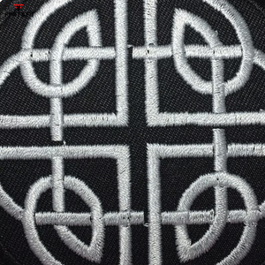 แพทช์ติดเสื้อผ้าขอบเย็บคุณภาพสูงแบบกำหนดเอง ปักลาย 3 มิติ ยาง PU ขายส่ง มีหลายขนาดและหลายสีสำหรับหมวก - Product Image 6