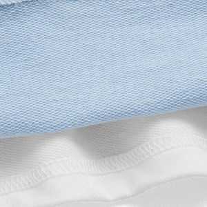 Sudadera corta moderna para chicas con tela suave al tacto y diseño recortado a la moda para un estilo cómodo en el día a día. - Product Image 4