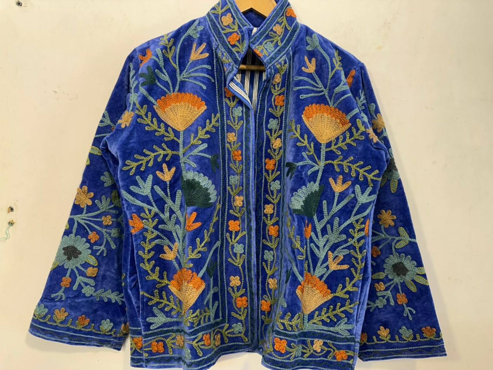 สีน้ำเงิน