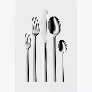 Juego de Cubiertos Modernos de Oro, Cuchara, Tenedor y Cuchillo de Metal Resistentes al Óxido, para Bodas y Eventos - Product Image 6