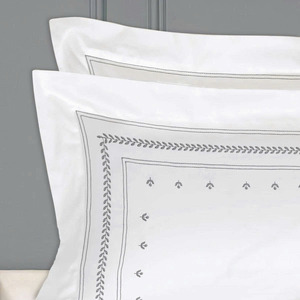 Custom Wholesale Embroidery Gray Pattern Duvet Cover <b>Sets</b> White Cotton Machine-washable <b>Bedding</b> <b>Sets</b> Home Hotel Wedding - Product Image 2
