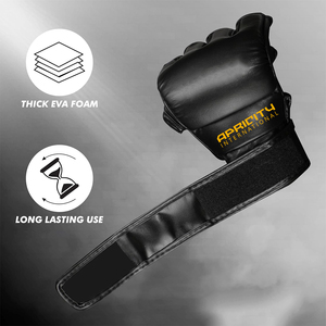 Guantes de Boxeo MMA Personalizados para Clubes y Equipos, Color Negro, Medios Dedos, Palma Transpirable, Protección UV, Cierre de Gancho y Bucle Ligero - Product Image 3