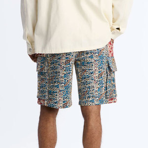 Shorts de mezclilla unisex de alta calidad con lavado ácido y pedrería, shorts de mezclilla personalizados con brillo para hombre, shorts de mezclilla de verano. - Product Image 4