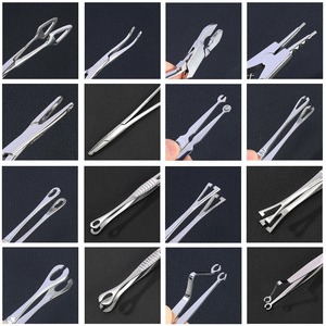 Pince manuelle de perçage en acier inoxydable Ametrine Surgical AS-786 1PC, outil de perçage à fente avec verrouillage pour oreille et lèvre - Product Image 2