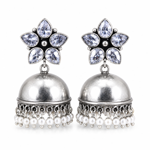 Boucles d'oreilles pendantes Jhumka indiennes multicolores en argent oxydé à motif floral pour femmes - Fournisseur en gros - Product Image 2