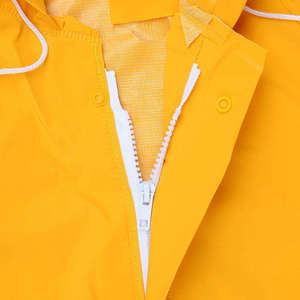 เสื้อกันฝน EVA คุณภาพพรีเมียมแบบกันน้ำสำหรับผู้ใหญ่ ขายส่ง OEM พร้อมโลโก้สั่งทำพิเศษ สะท้อนแสงสำหรับกิจกรรมกลางแจ้ง - Product Image 6