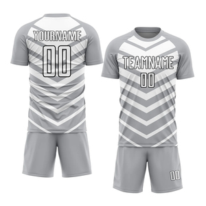 Les ensembles de football en sublimation à marque privée sont fabriqués avec des tissus de haute qualité provenant d'un expert mondial en matière d'approvisionnement pour la vente en gros. - Product Image 6
