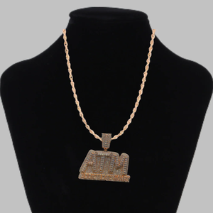Collier Pendentif Lettre 'ATM Addicted to Money' Iced Out en Argent Plaqué Rhodium pour Homme, Style Hip Hop - Product Image 1
