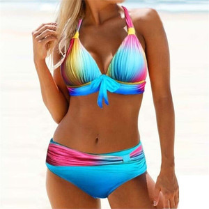 Conjunto de bikini de color degradado para mujer, top halter, parte inferior de cintura alta, traje de baño de secado rápido de poliéster y spandex - Product Image 4