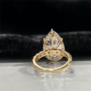Anillo de Compromiso Clásico con Diamante Cultivado en Laboratorio de 10 Quilates, Corte Pera, Oro de 14K, con Certificado IGI, para Aniversario o Boda - Product Image 5