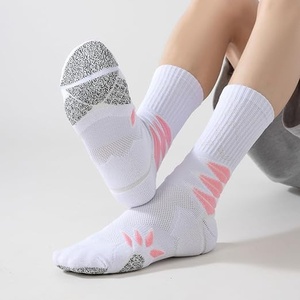 Calcetines deportivos de algodón con logotipo personalizado para hombre - Product Image 5