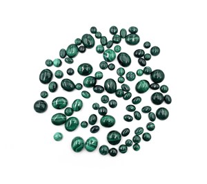 Lote de gemas sueltas de malaquita natural en forma de cabujón, de 5-10 mm, para la elaboración de joyería artesanal. - Product Image 3