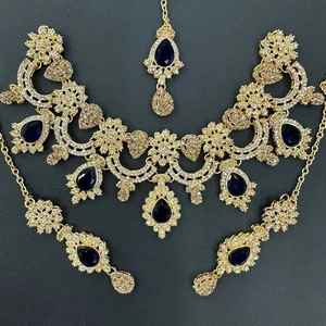 Joyería india hecha a medida para mujer, collar moderno con pendientes Jhumki, chapado en oro antiguo para bodas, fiestas y regalos. - Product Image 3