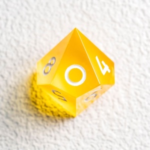 ชุดลูกเต๋าเรซิ่นสีน้ำเงินขอบคม D20  ปลอดสารพิษ วาดลายด้วยมือ สำหรับเกม RPG บนโต๊ะ ขายส่ง - Product Image 2