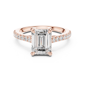 Impresionante Anillo de Compromiso de Diamante Moissanite con Corte Esmeralda - Anillo de Plata 925 Chapado en Oro Rosa con Piedras Laterales Pavé - Product Image 1