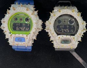 Reloj Digital DW6900 de Alta Calidad, Estilo Hip Hop, Personalizado, Analógico, Metálico, Completamente Adornado con Piedras, Diseño Premium para un Look Urbano - Product Image 1