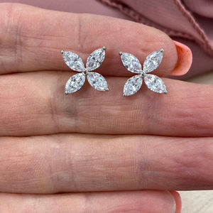 Pendientes de Diamantes Cultivados en Laboratorio con Corte Marquesa en Oro, Oro Rosa, Oro Blanco o Plata VVS VS D E F para Mujer - Product Image 1