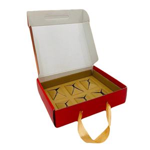 Boîtes rigides personnalisées à pliage plat avec lamination brillante UV or, auto-établies, estampage à chaud, gaufrage, motif nid d'oiseau, matériaux recyclés - Product Image 1