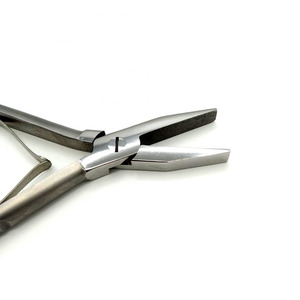 Alicates Profesionales para Extensiones de Cabello con Recubrimiento Arcoíris, Alicates Curvos con Dientes, Alicates de Acero Inoxidable Sostenible, Precio al por Mayor - Product Image 6