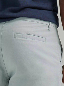 Shorts Bermuda en Coton Oxford Gris Clair pour Homme avec Poches, Fermeture Boutonnée, Style Décontracté, Taille Mi-Haute, Tissu Respirant - Product Image 6