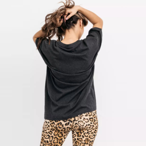 T-shirt unisexe 100% Coton respirant et écologique, coupe ajustée, grammage lourd, effet délavé, épaules tombantes, style vintage stone, vente en gros - Product Image 6