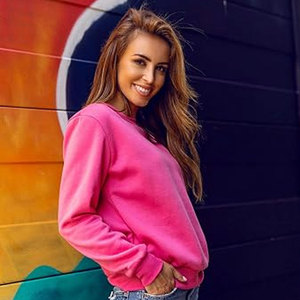 Minimalist Light <b>Pink</b> <b>Sweatshirt</b> Crew Neck Pullover Plain Solid Long Sleeve Fleece Cozy Loungewear Active Layering <b>Sweatshirt</b> - Product Image 3