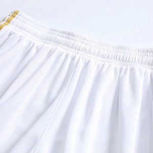 Uniforme de football de qualité supérieure à prix abordable, nouvelle arrivée, tissu doux, design personnalisé, uniforme de football en vente en ligne - Product Image 3