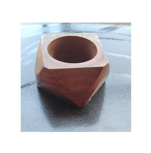 Elegant Luxury <b>Resin</b> Napkin Ring Elegant Design for Home Restaurant <b>Table</b> <b>Top</b> Wholesale Price <b>Resin</b> Napkin Ring At Best Price - Product Image 4