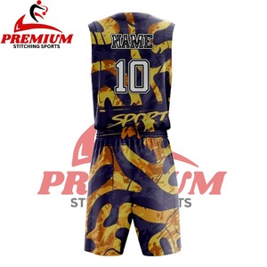 Uniforme de basket-ball imprimé sur mesure, tissu en polyester doux, respirant, séchage rapide, couleurs et logos personnalisables, uniforme de basket-ball - Product Image 4