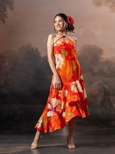 ชุดเดรสทรงหลวมพิมพ์ลายดอกไม้สีแดงและสีแดงเข้ม แบบไม่มีสายเดี่ยว แขนกุด ผ้าจอร์เจตต์ระบาย ดีไซน์ใหม่ ความยาวปานกลาง ชายกระโปรงระบาย - Product Image 2