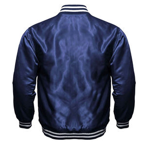 Blouson bomber en satin de soie de haute qualité pour homme, design personnalisé, fermeture à boutons pression style baseball, avec broderie de patch personnalisée. - Product Image 2