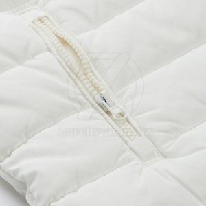 Veste d'hiver matelassée pour homme à bas prix et de haute qualité, avec logo personnalisé imprimé sur le devant, taille plus, personnalisable - Product Image 5