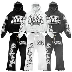 Conjunto Deportivo Ligero de Poliéster/Algodón con Estampado de Calavera Estilo Gótico Internacional Elite Vanguard para Hombre, Sudadera con Capucha y Pantalones Negros - Product Image 4