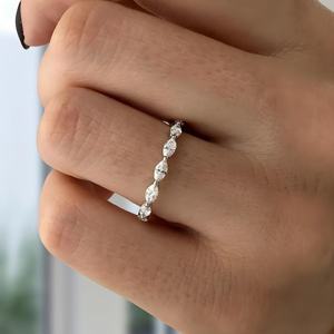 Bague minimaliste éternelle en argent 925 avec moissanite taille marquise, style East West, cadeau romantique pour promesse, fête ou anniversaire - Product Image 4
