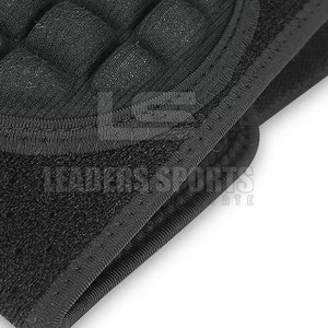 Protège-coude de baseball rembourré en EVA avec protection professionnelle, logo personnalisé, design ajustable pour l'entraînement sportif en extérieur - Product Image 4