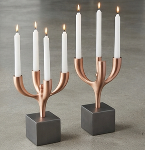 Candélabre en métal en forme de branche de cerf, base carrée, porte-bougie en cuivre, décoration d'intérieur - Product Image 1